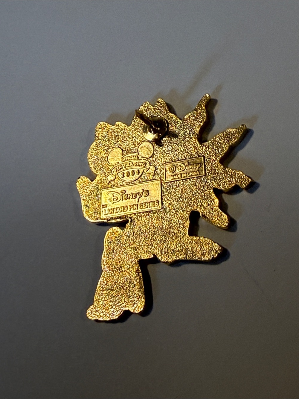 Disney Minnie Mouse Pin - Picture 2 of 2